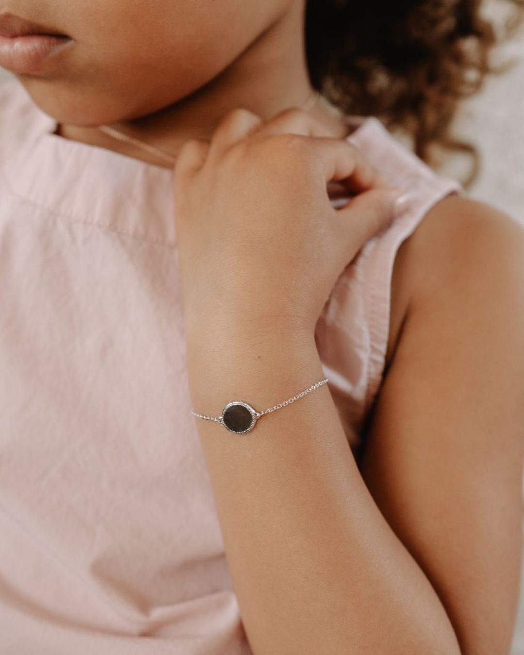 Bracelet médaille Madeleine enfant argenté rhodié