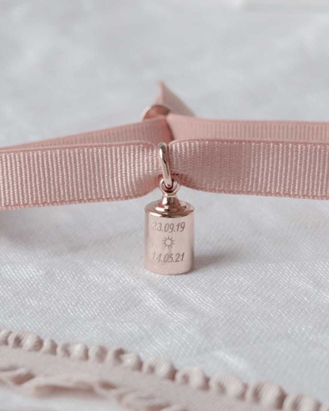 Coffret bracelets Mon Petit Poids nude plaqué or rose