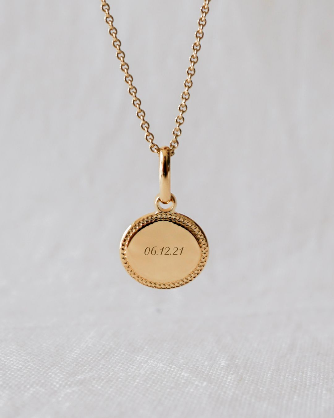 Collier Madeleine perlé enfant plaqué or jaune