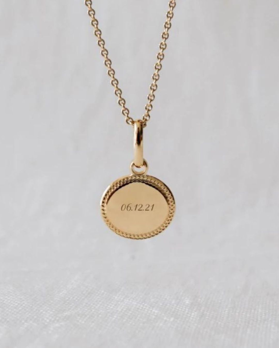 Collier Madeleine perlé plaqué or jaune
