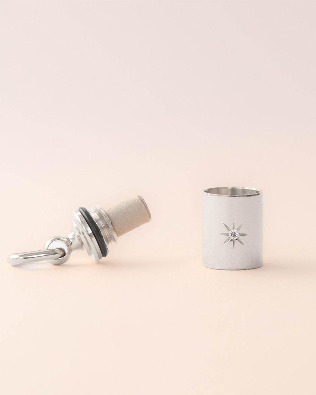 Pendentif Mon Petit Secret étoilé argenté rhodié