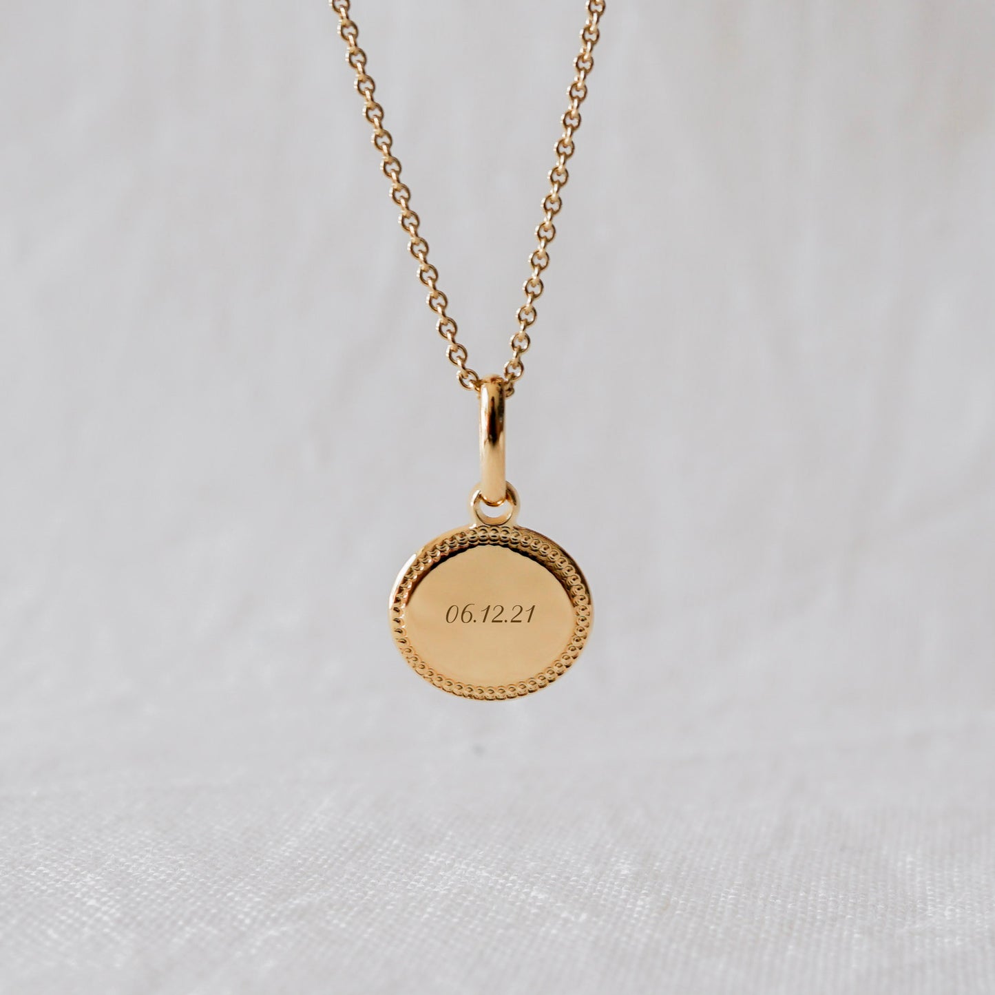 Collier Madeleine perlé enfant plaqué or jaune