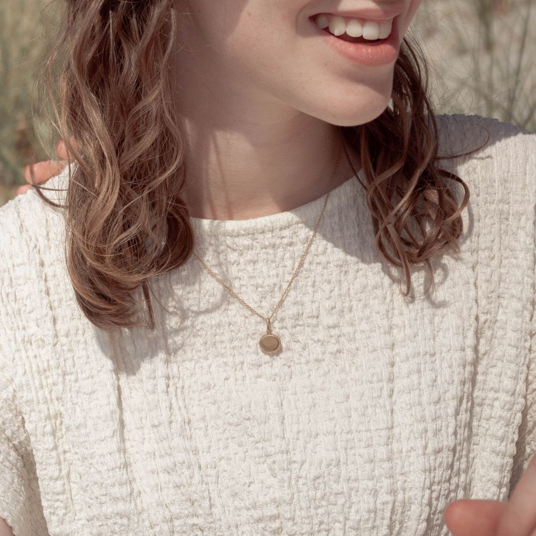 Collier Madeleine perlé enfant plaqué or jaune