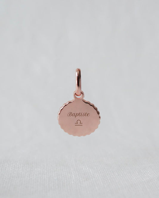 Médaille Madeleine canelé enfant plaqué or rose