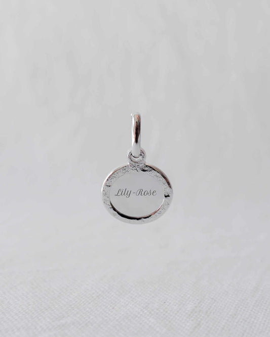 Médaille Madeleine martelé argenté rhodié