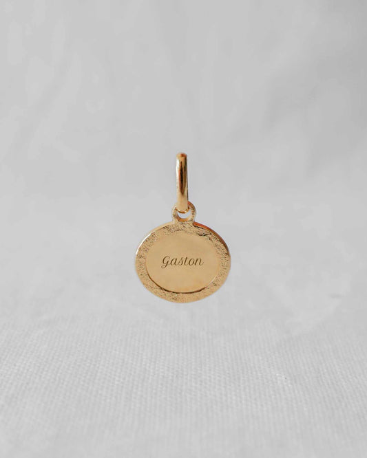 Médaille Madeleine martelé plaqué or jaune