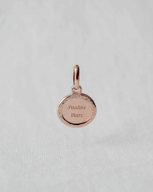 Médaille Madeleine martelé plaqué or rose