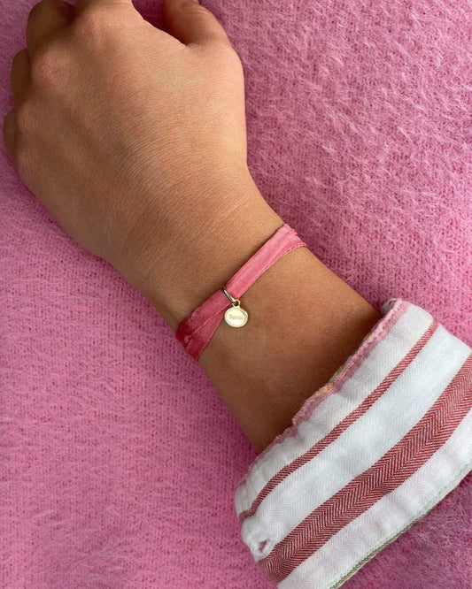 Bracelet soie mini médaille Madeleine - Mon Petit Poids