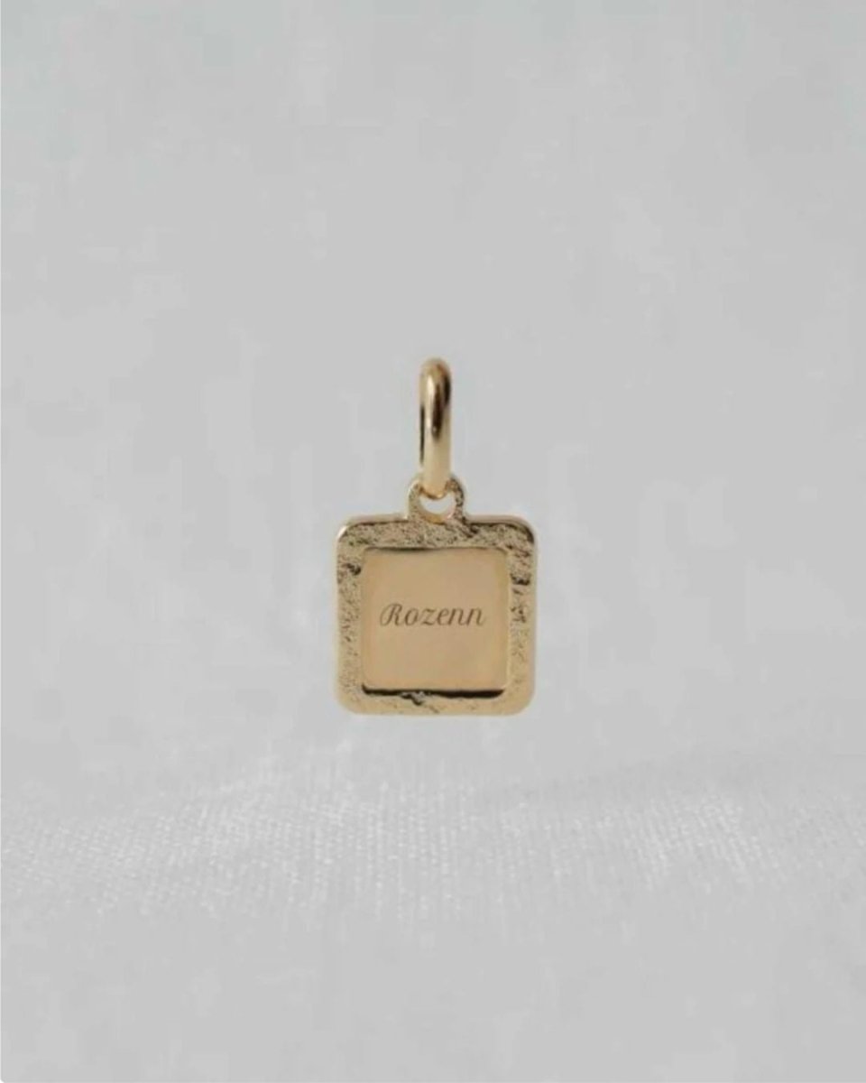 Médaille Alice martelé homme plaqué or jaune - Mon Petit Poids