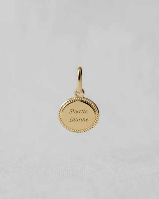 Médaille Madeleine perlé plaqué or jaune - Mon Petit Poids